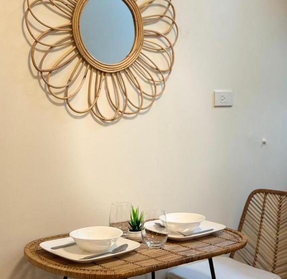 Prisma Residences By La Casa Staycation