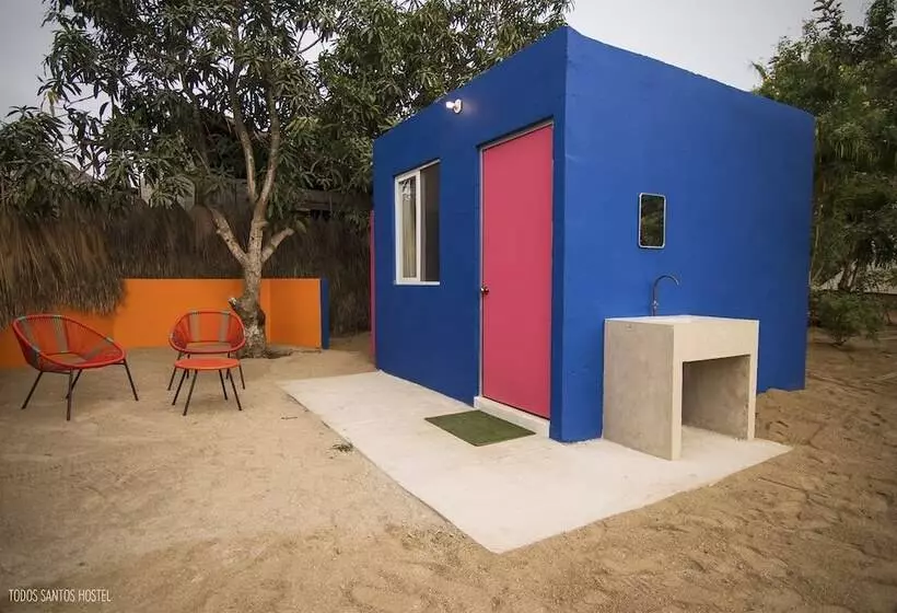 Todos Santos Hostel