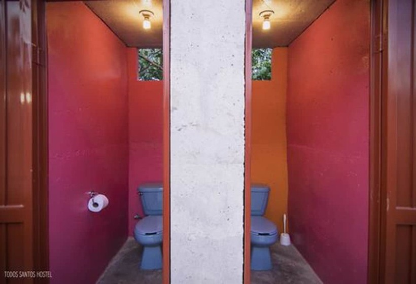 Todos Santos Hostel