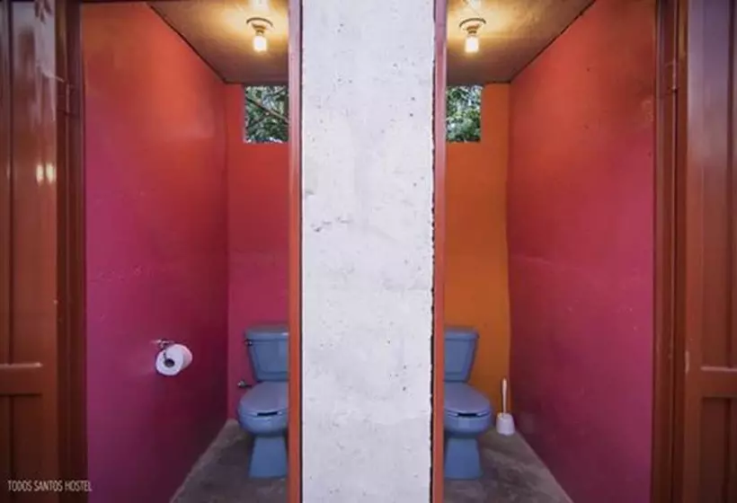 Todos Santos Hostel
