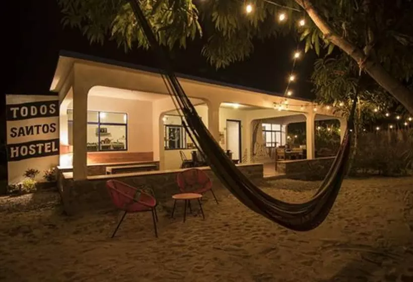 Todos Santos Hostel