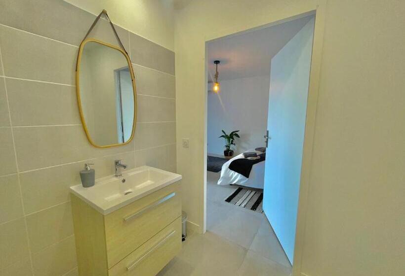 Appart Ici Numéro 2 Spacieux Studio Tout équipé