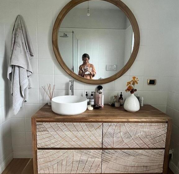 تختخواب و صبحانه Bloom As You Are