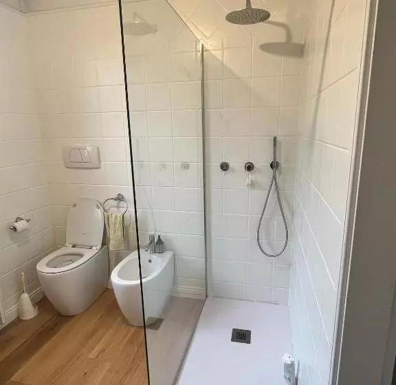 تختخواب و صبحانه Bloom As You Are