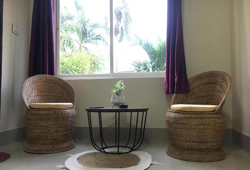 Bed and Breakfast Kareng Ii