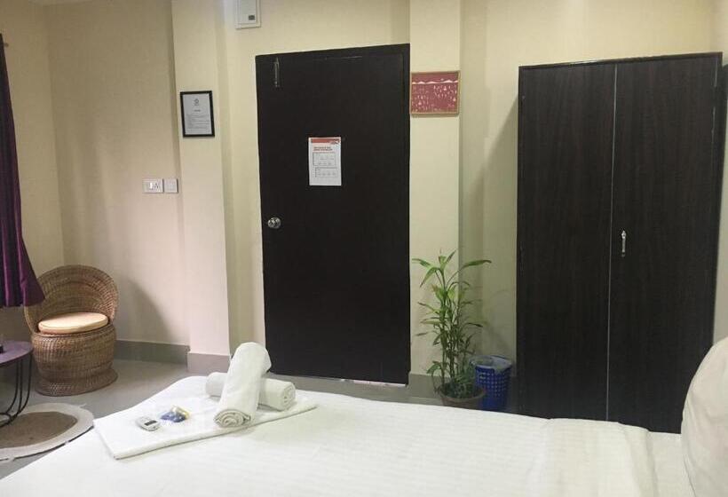 Bed and Breakfast Kareng Ii