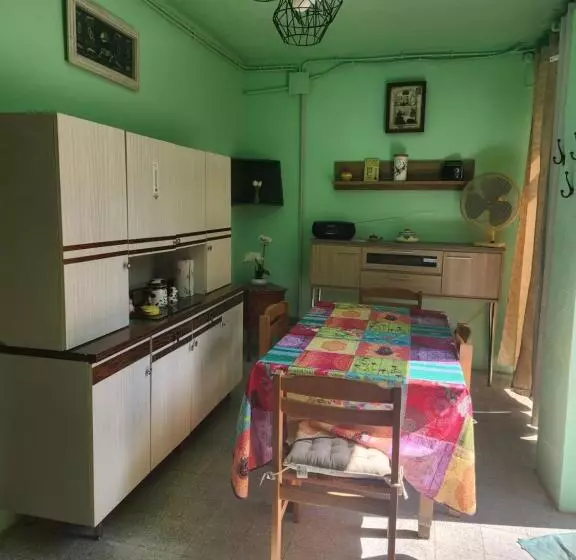 Aamiaismajoitus (B&B) Le Mazet