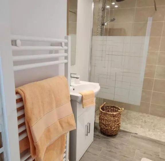 Aamiaismajoitus (B&B) Le Mazet