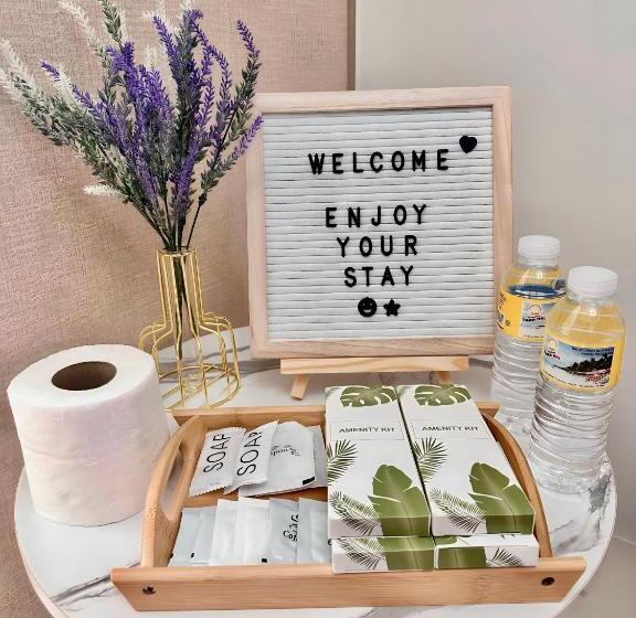 Condo Unit Near Moa, Picc, Us Embassy And Airport