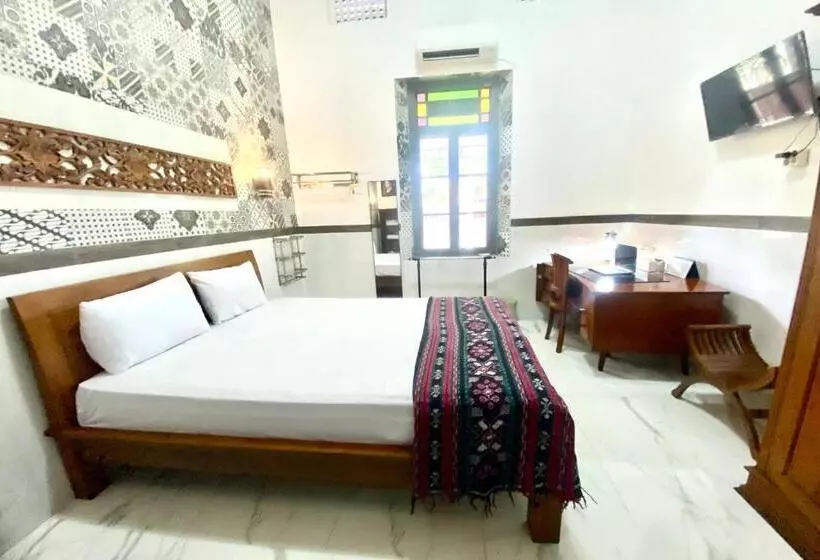 Hotelli Capital O 93608 Yy S House Syariah