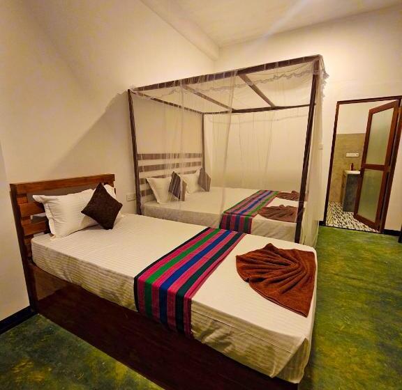 Pensionat Elite Safari Resort