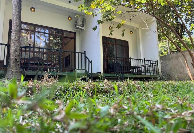 Pensionat Elite Safari Resort