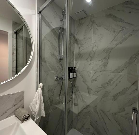 تختخواب و صبحانه La Chambre Bleue