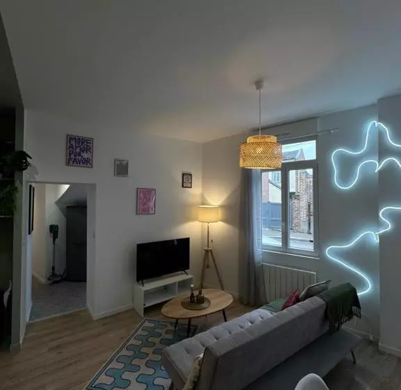 تختخواب و صبحانه La Chambre Bleue