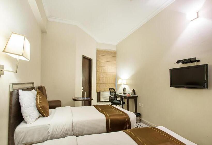 Collection O Hotel Arch Inn