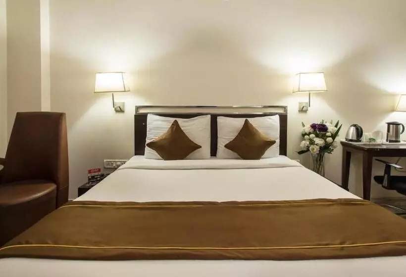 Collection O Hotel Arch Inn