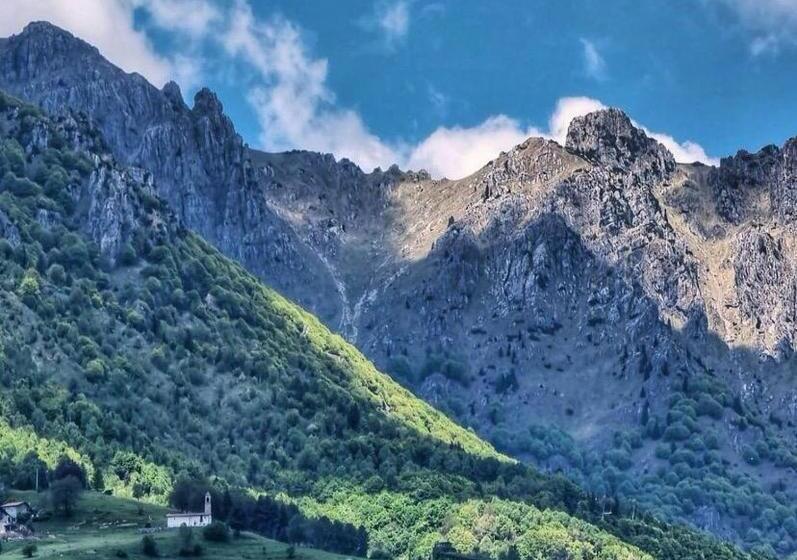 בית מלון כפרי Agriturismo Grabbia