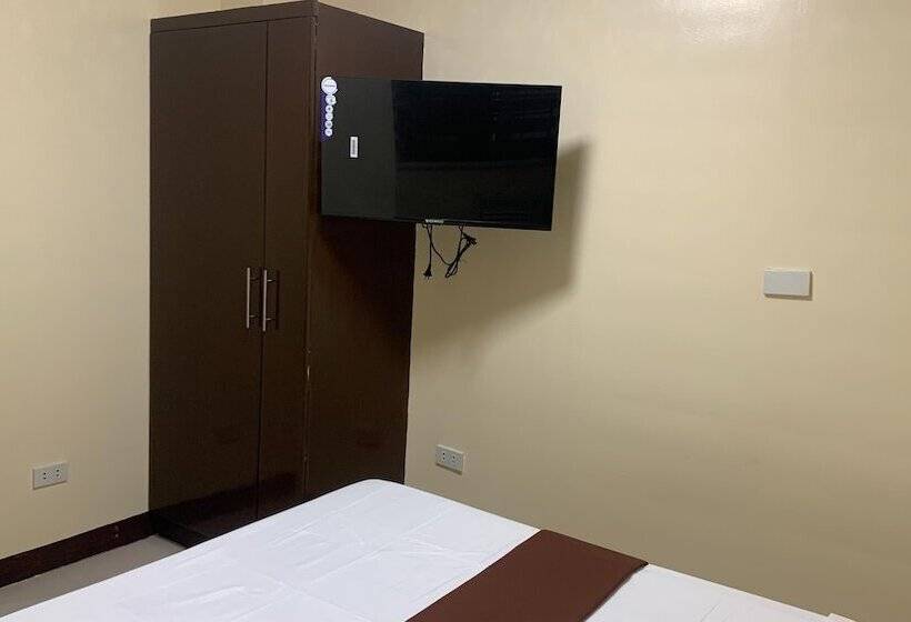 בית מלון כפרי Oyo 1045 Rayjan Apartelle