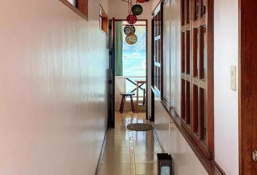 هتل Reddoorz @ Tandikan Beach Cottages