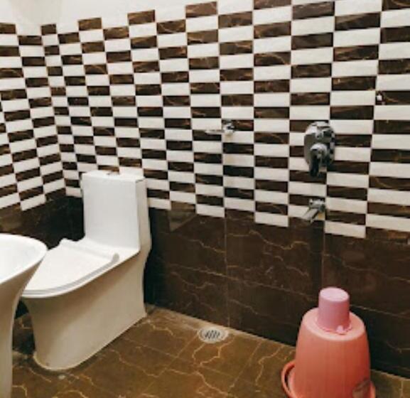 בית מלון כפרי The Shree Jee Palace , Mirzapur