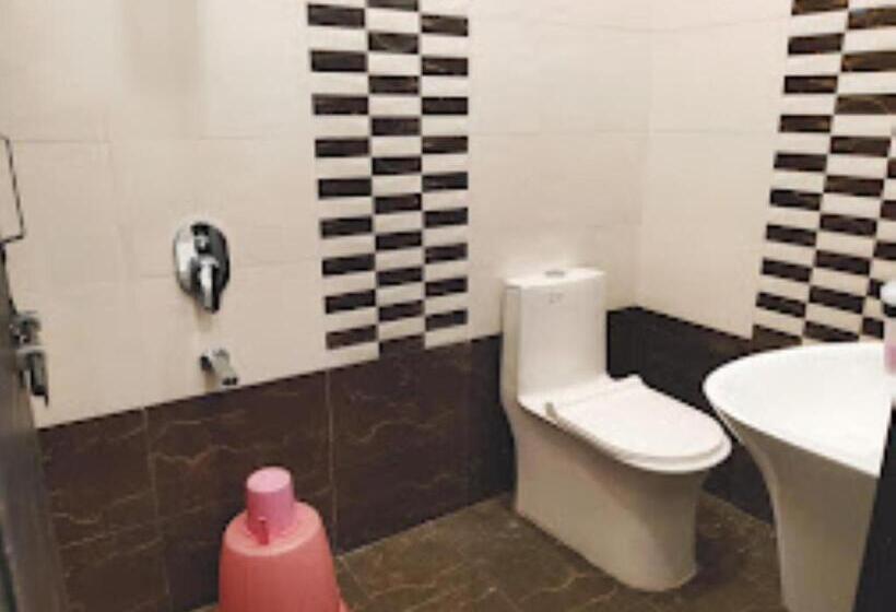 בית מלון כפרי The Shree Jee Palace , Mirzapur