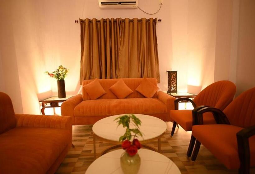 בית מלון כפרי Ustav