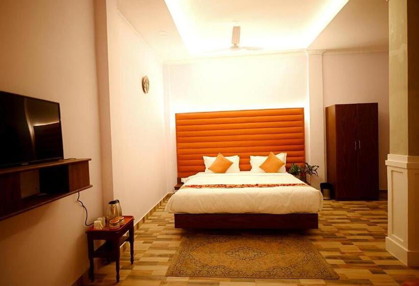 בית מלון כפרי Ustav