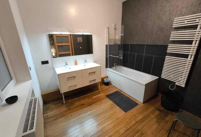 膳宿费 Atelier Des Reves 59620