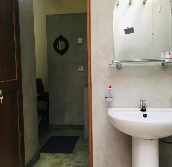 Majatalo Transit Cabin