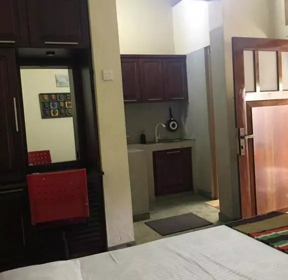 Majatalo Transit Cabin