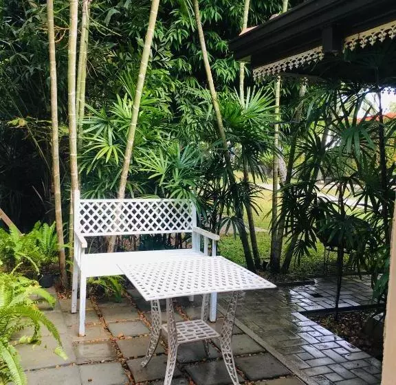 Majatalo Transit Cabin