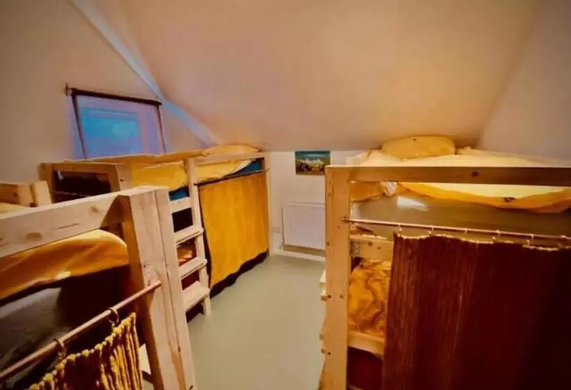 ユースホステル Camp Hillcrest Bunkhouse