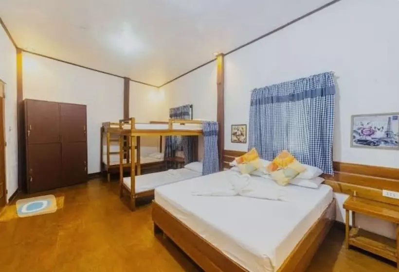 ホテル Anaya Inn And Restobar