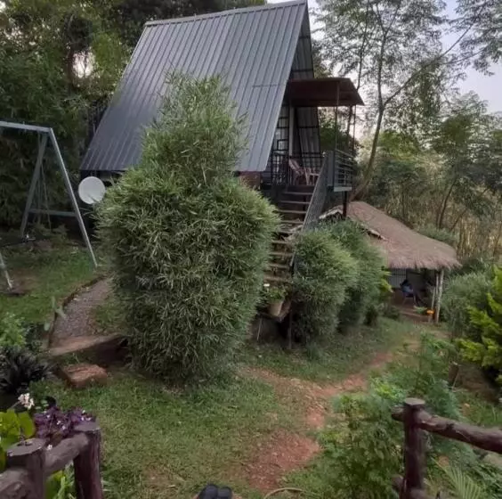 Hotelli Angels Nest Home Stay 2 Acra Private Plantation Balconey Sunrice View Near Ngarhole Wild Life , Kuru