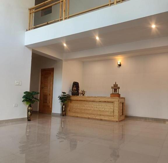 Hotel Karakoram Residency