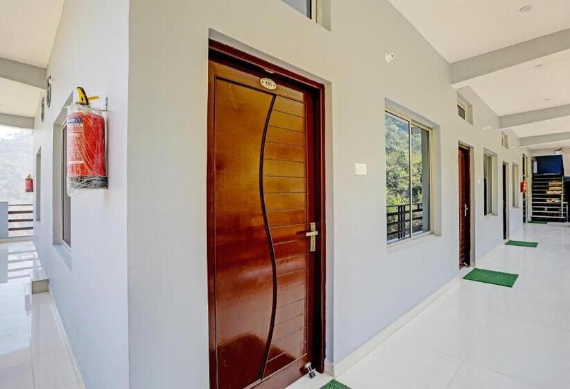 Oyo Paramount Hotel And Restaurant