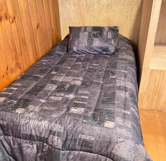 پانسیون Hostal Pelluco