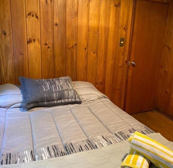 پانسیون Hostal Pelluco