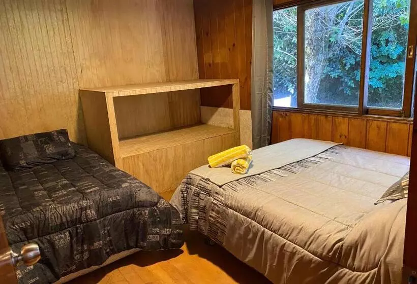 پانسیون Hostal Pelluco