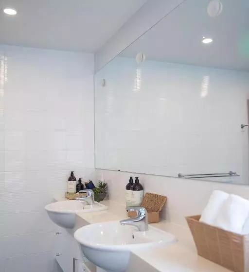 Majatalo Sea View Guest House