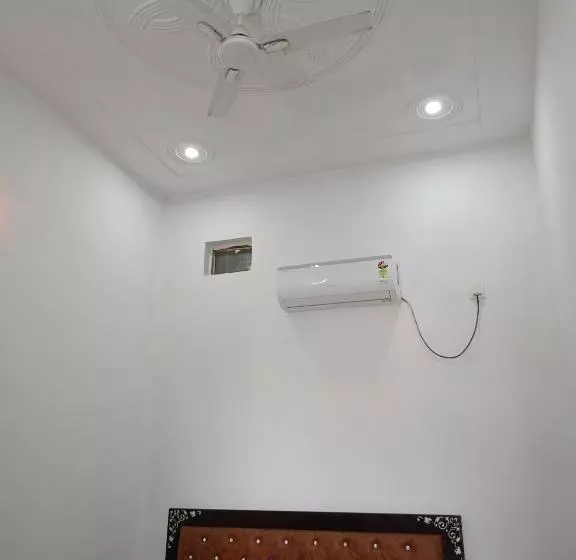 Majatalo Shri Radhe Shyam Sadan