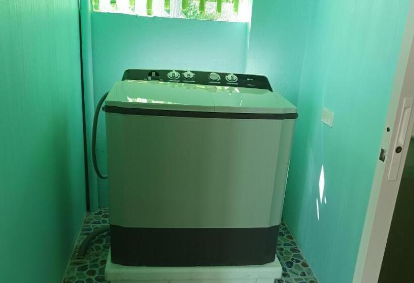 Pensjonat Village Guest House, Hundred Islands