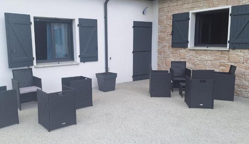 ベッドアンドブレックファースト Chambres D Hôtes Les Hirondelles