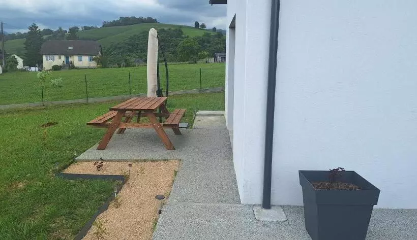 Aamiaismajoitus (B&B) Chambres D Hôtes Les Hirondelles