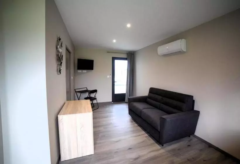 Aamiaismajoitus (B&B) Chambres D Hôtes Les Hirondelles