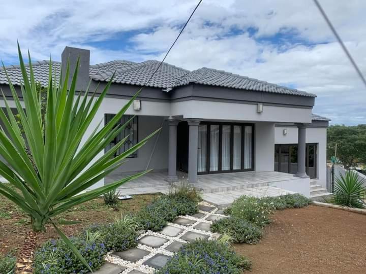 Bed and Breakfast Raddison Grey