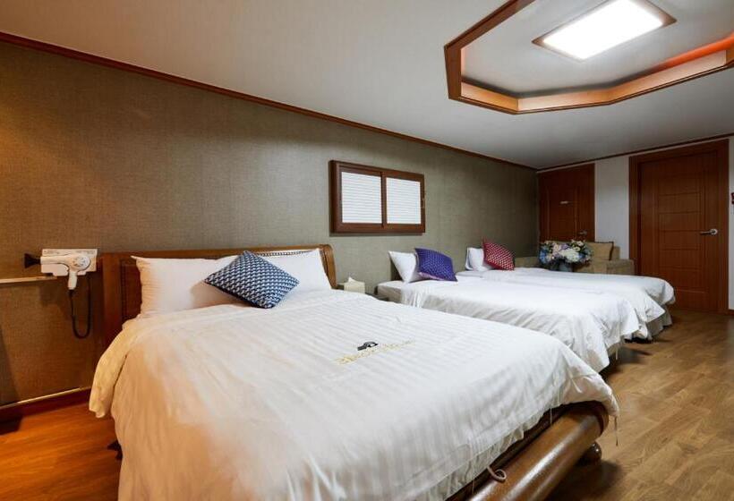 Buantreehotel Blackhouse