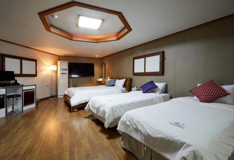 Buantreehotel Blackhouse