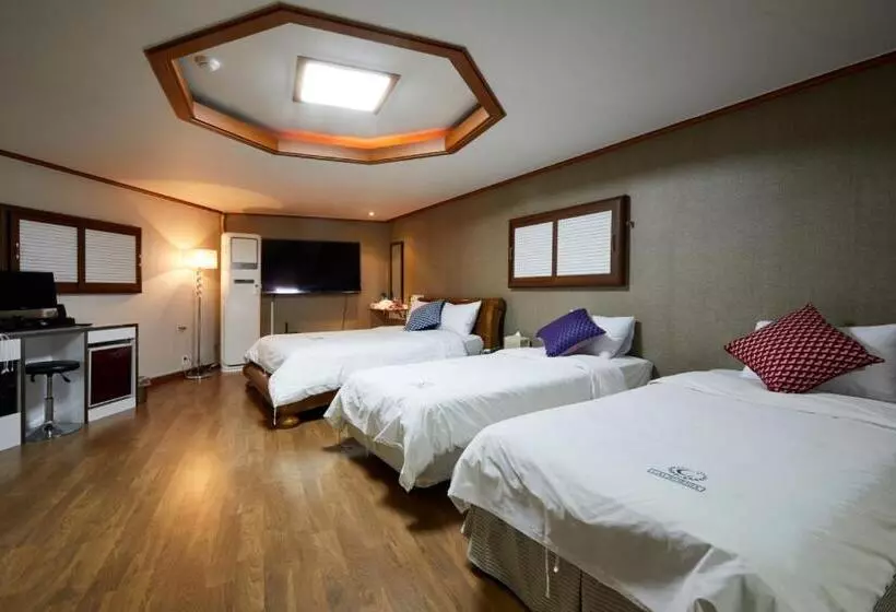 Buantreehotel Blackhouse