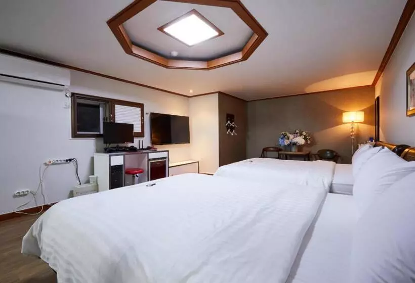 Buantreehotel Blackhouse